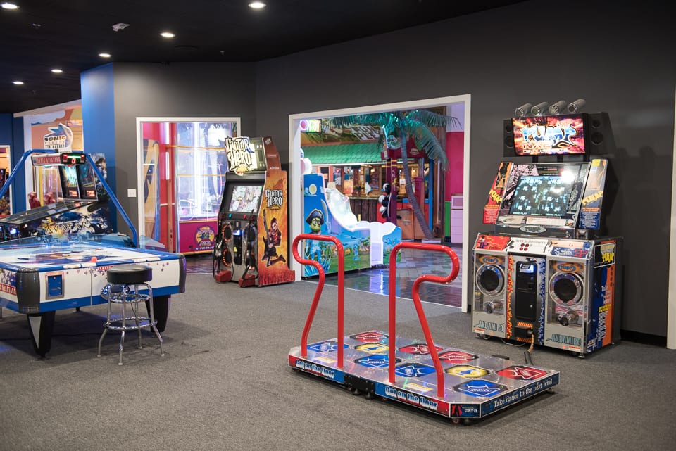 Dancing Arcade Game and Air Hockey Table